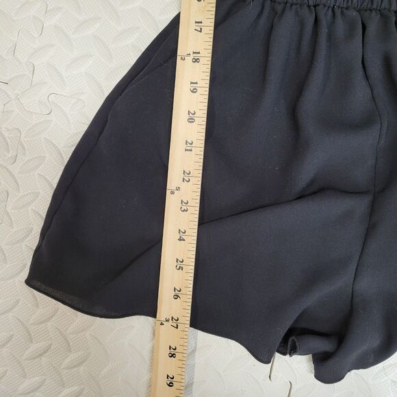 Aritzia‎ Wilfred Fleurette Romper Size XS Black Open Back Short Flutter Sleeves - Picture 10 of 13